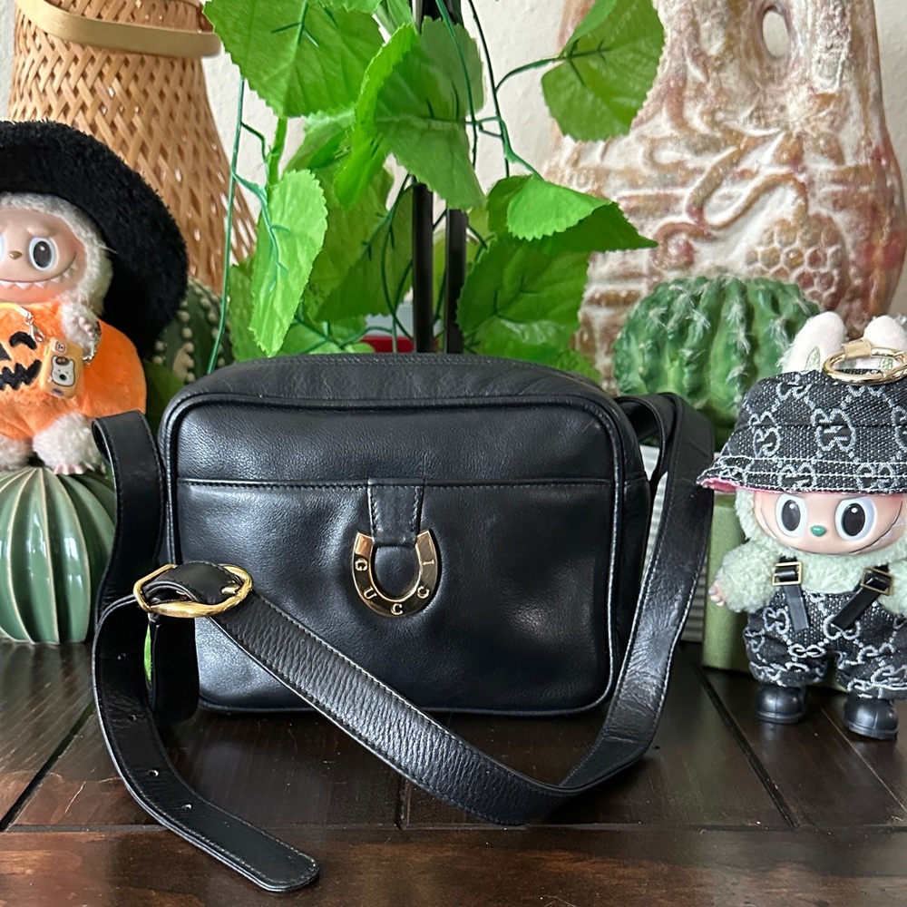 Gucci Jackie vintage Black Leather Shoulder Bag with Gold Detail - Picture 5 of 16